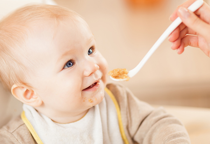 อาหารเด็ก 6 เดือน อาหารสำหรับเด็ก 1 ขวบขึ้นไปควรมีลักษณะหยาบมากขึ้น